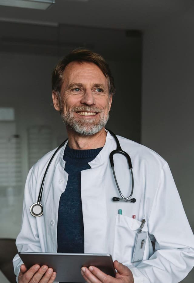 Médico em consultório — retrato ilustrativo